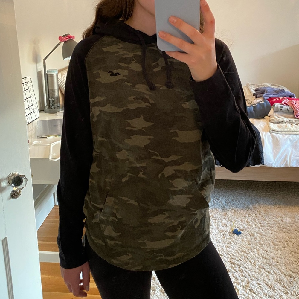 Hollister Thin Camo Sweatshirt